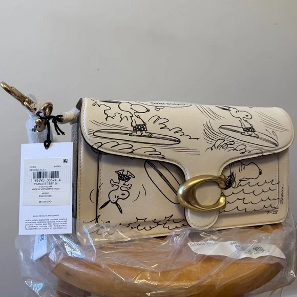 BNWT Coach x Peanuts Tabby Shoulder Bag 26 - Picture 1 of 16